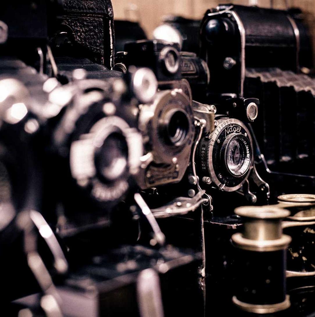 蝙蝠代实名实名账号：lv围巾购买平台