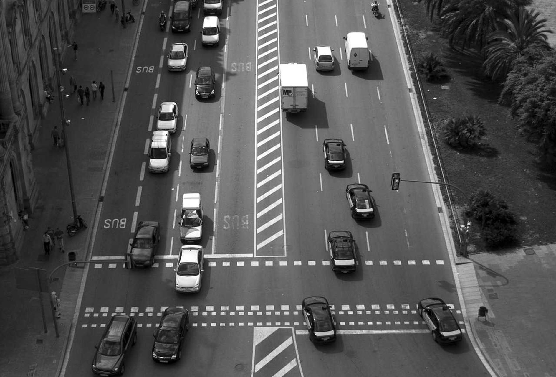 如何将技术支持辅助程序显著地放到您的应用程序中？