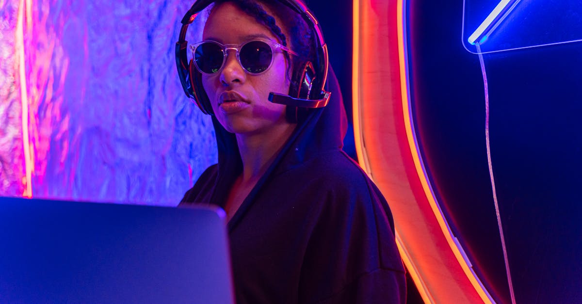 探探实名账号：创客贴设计app详情下载教程