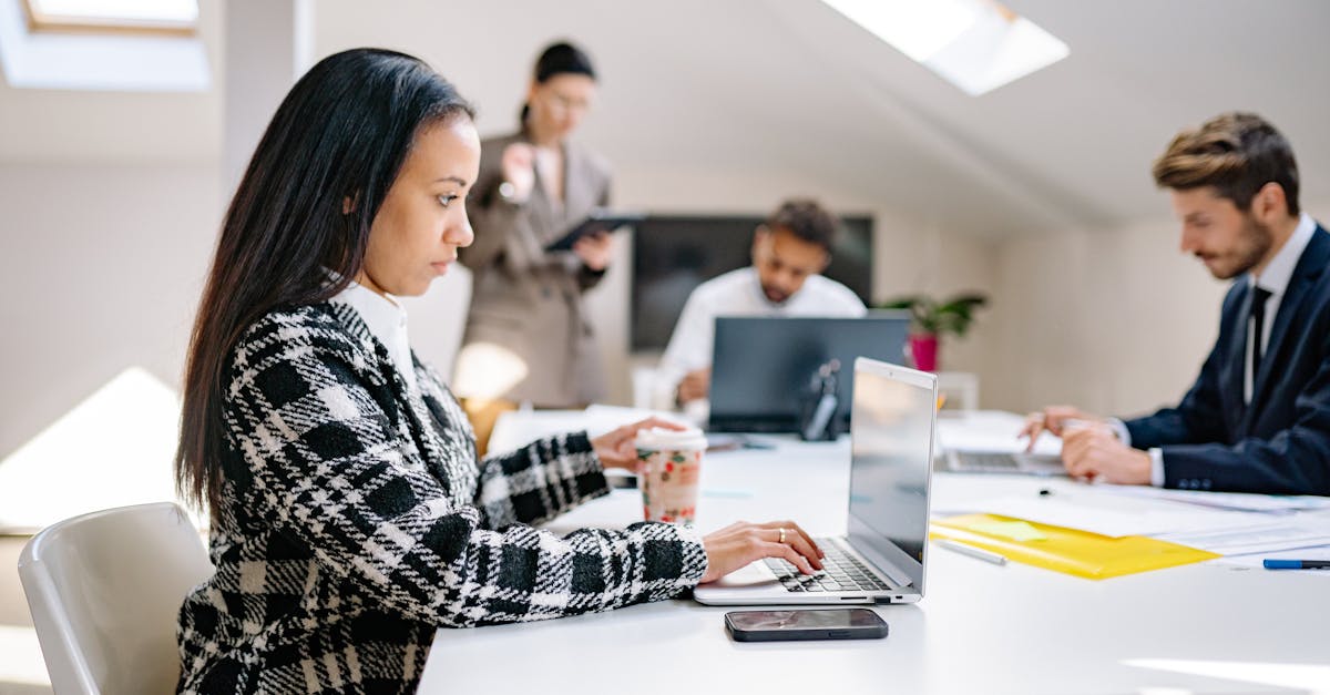 物联卡哪家好：实名制账号如何提升网络信任度