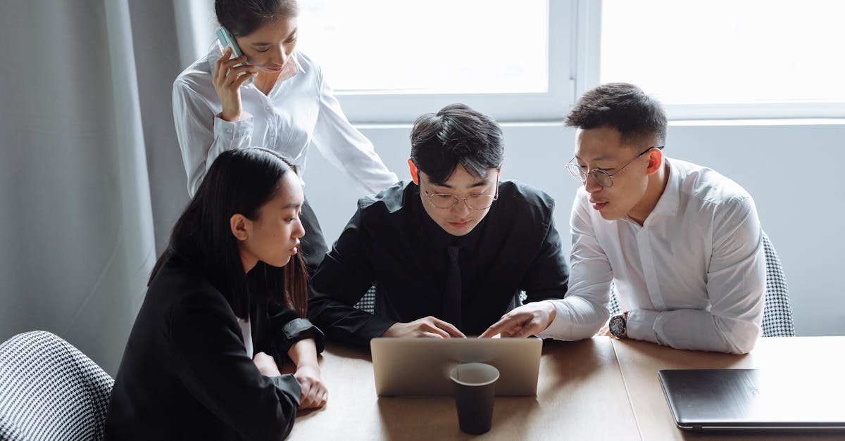 在线双语服务团队：工商注册代理北京